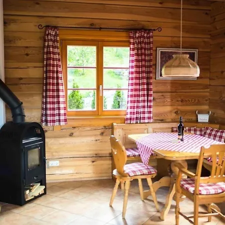Schoenes In Mit Kleinem Garten Und Bergblick * Sankt Margarethen im Lungau